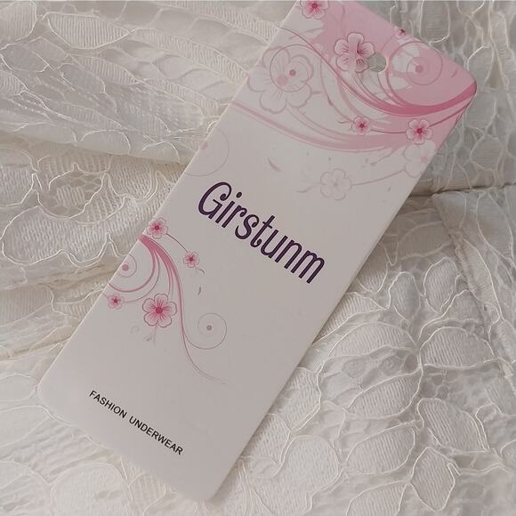 NWT! GIRSTUNM! GORGEOUS CREAM LACE OVER CREAM LINING FULL, PLEATED SKIRT! SZ 3X - Picture 9 of 13